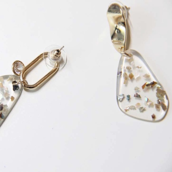 Transparent Sparkle Geometric Drop Earrings - Picture 3 of 4